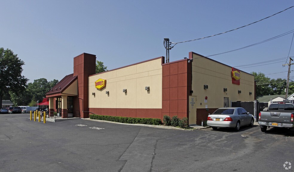 More Photos Of 255 Middle Country Rd, Centereach General Retail For Sale