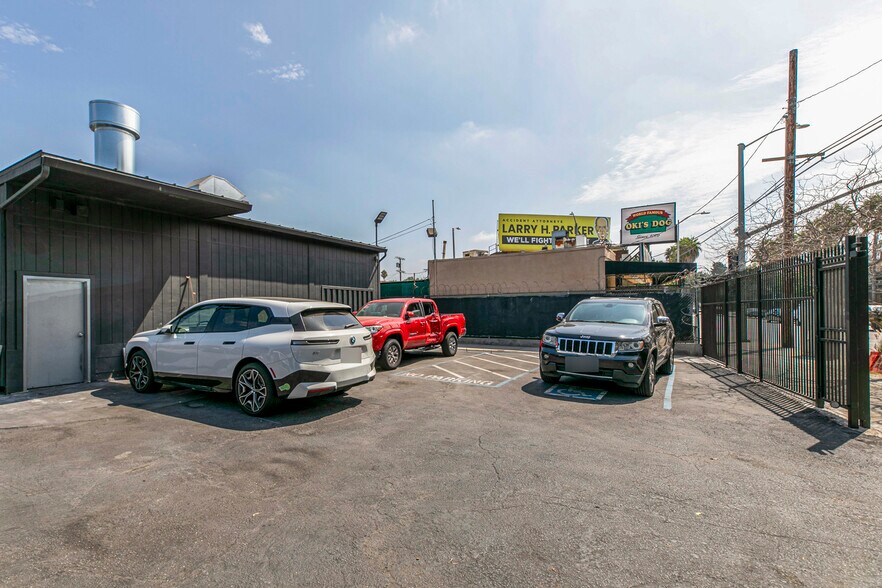 More Photos Of 4605–4619 W Pico Boulevard, Los Angeles Auto Repair For Sale