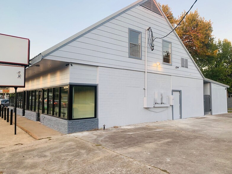 More Photos Of 1509 Highway 36, Rosenberg General Retail For Lease