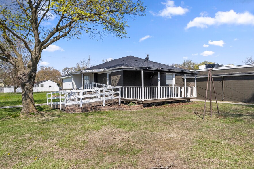 More Photos Of 1217 S Merriman Rd, Westland Lodge Meeting Hall For Sale