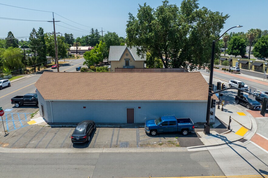 More Photos Of 9793 Live Oak Blvd, Live Oak Storefront Retail Office For Sale