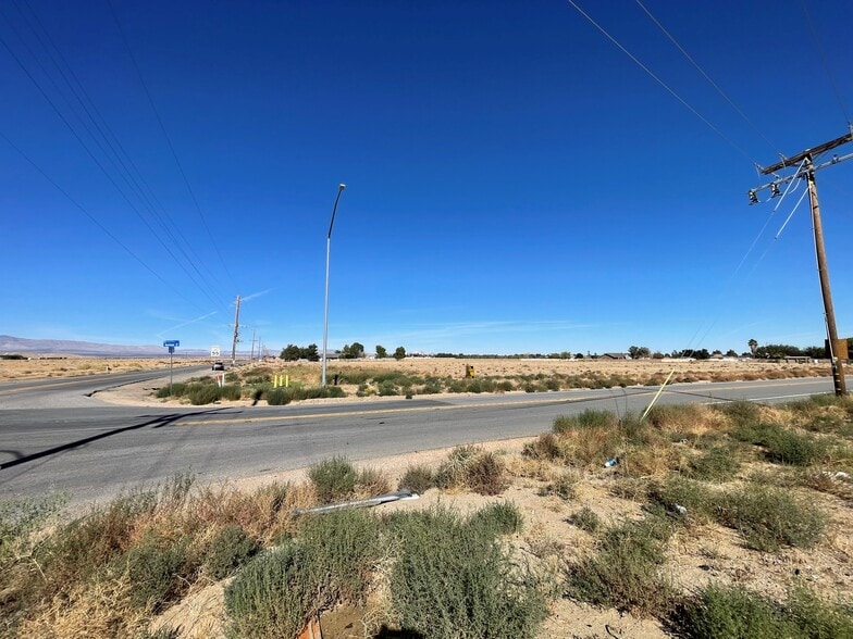 More Photos Of Ave. D (Hwy 138) Hwy @ 90th St. W., Lancaster Land For Sale