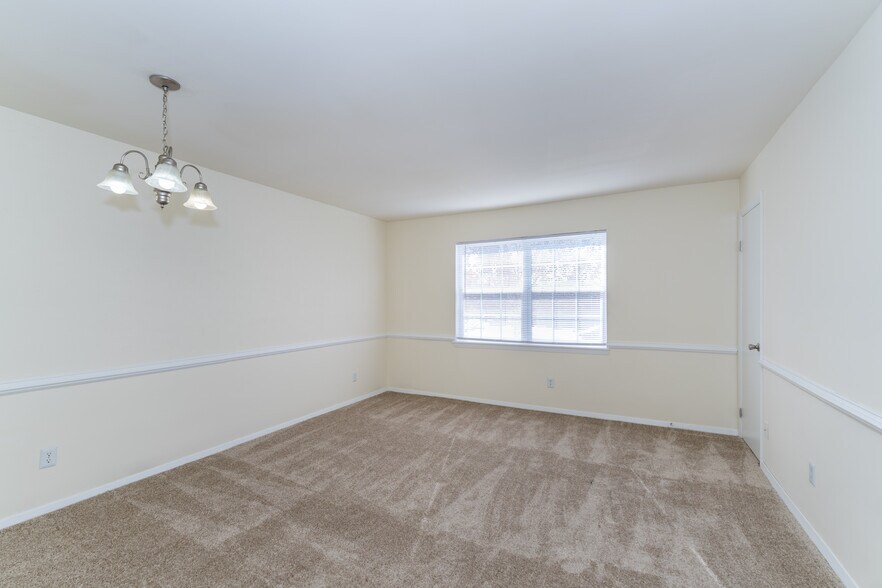 More Photos Of 495 Nelson Dr, Newport News Apartments For Sale