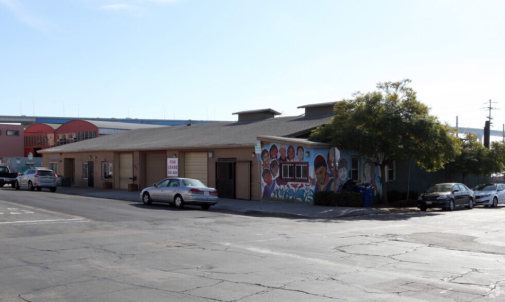 More Photos Of 1805-1809 Main St, San Diego Religious Facility For Lease
