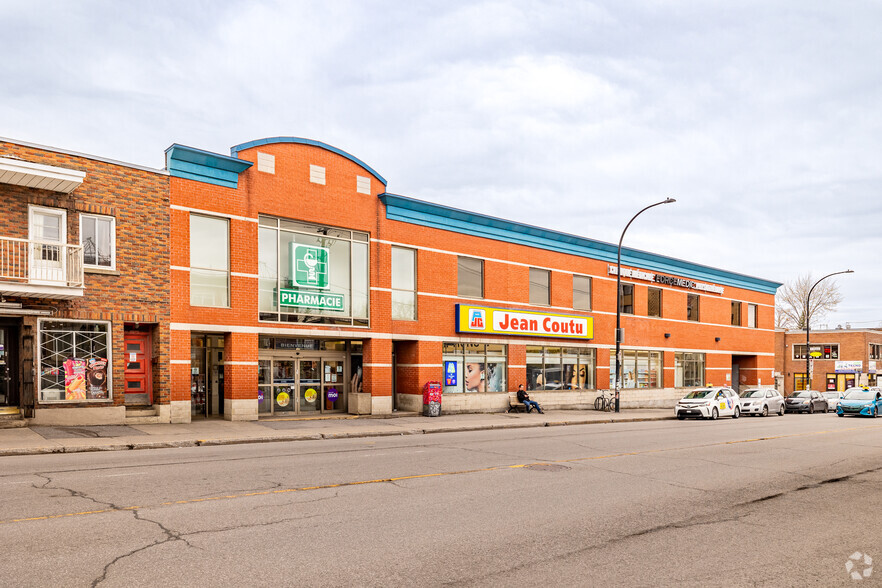 Primary Photo Of 1461 Rue Jean-Talon E, Montréal Drugstore For Lease