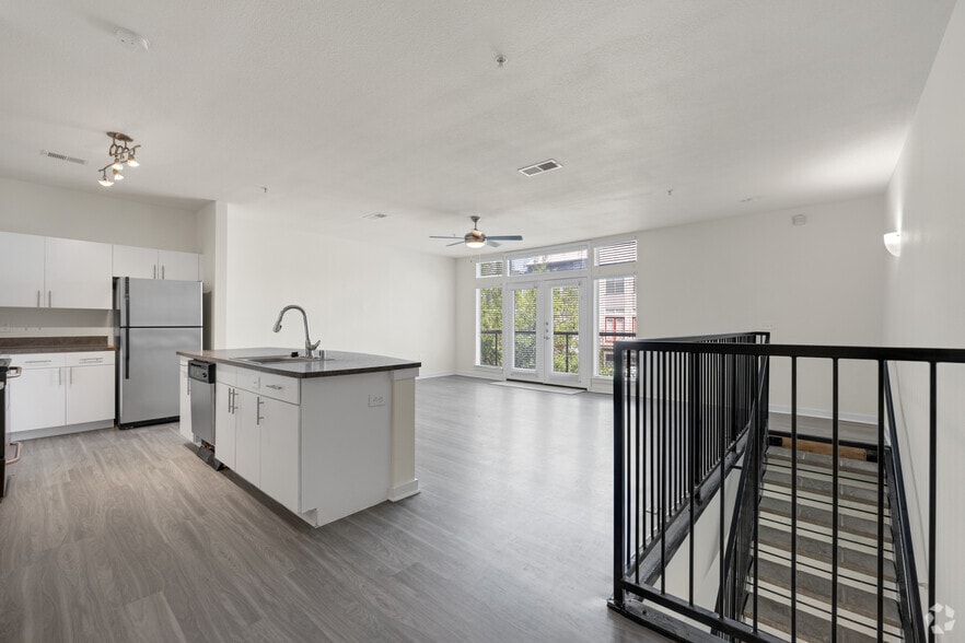 More Photos Of 1403 Slocum St, Dallas Apartments For Lease