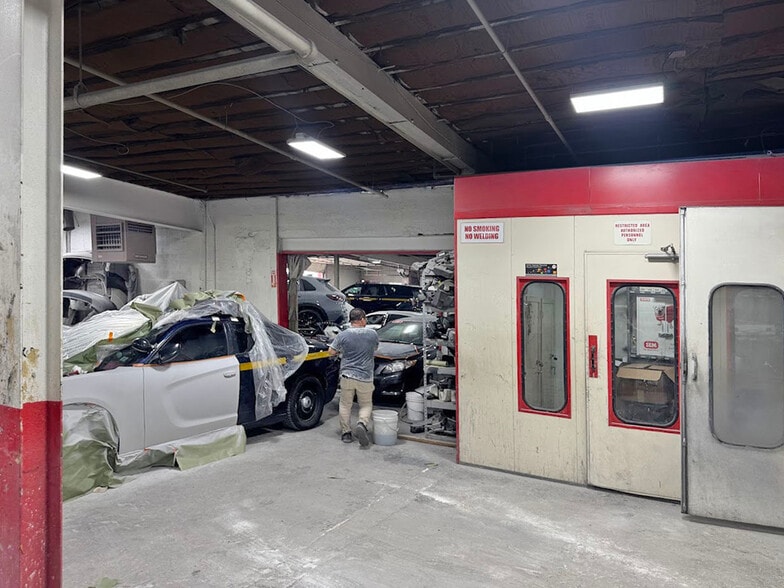 More Photos Of 359 Duffy Ave, Hicksville Warehouse For Sale