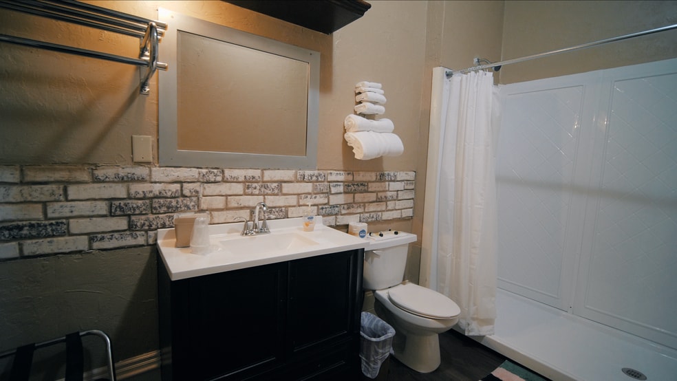 More Photos Of 102 Elkader St, Strawberry Point Hotel For Sale