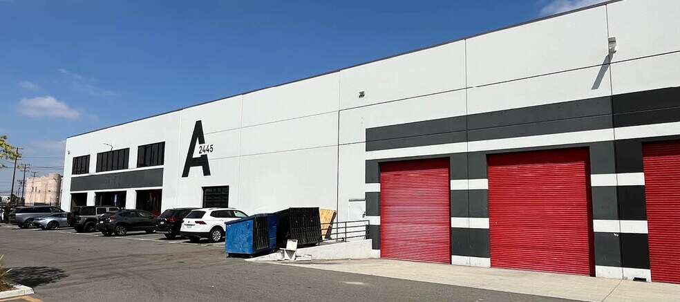 More Photos Of 2445 E 12th St, Los Angeles Industrial For Sale