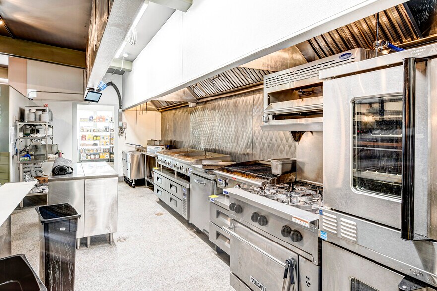 22 Jordan St, Skaneateles, NY 13152 Storefront Retail Office For Sale