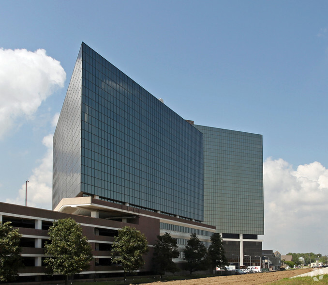 Primary Photo Of 3900 N Causeway Blvd, Metairie Coworking Space