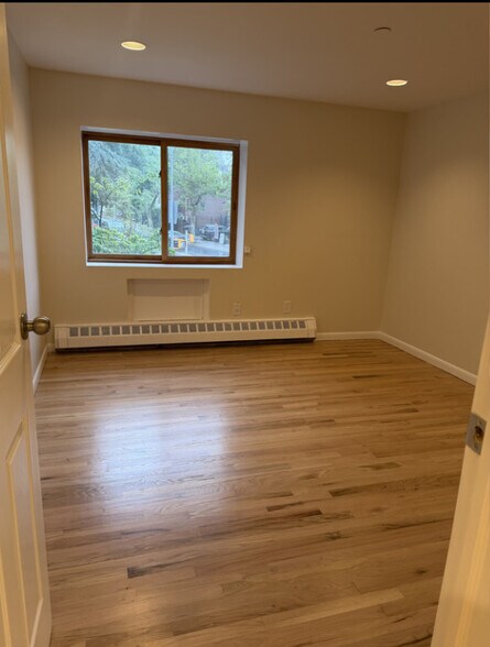 More Photos Of 11882 Metropolitan Ave, Kew Gardens Apartments For Lease