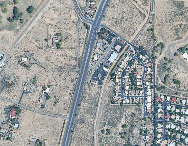 More Photos Of 6624 Caminito Coors NW, Albuquerque Freestanding For Sale