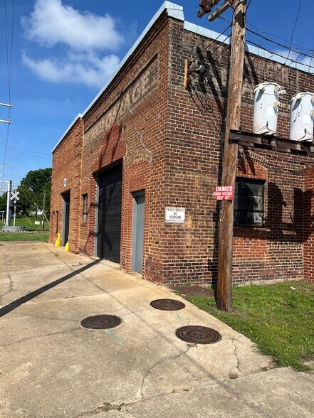 More Photos Of 700 S Long St, Salisbury Manufacturing For Lease