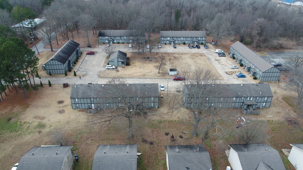 More Photos Of 1906 W Matthews Ave, Jonesboro Apartments For Sale