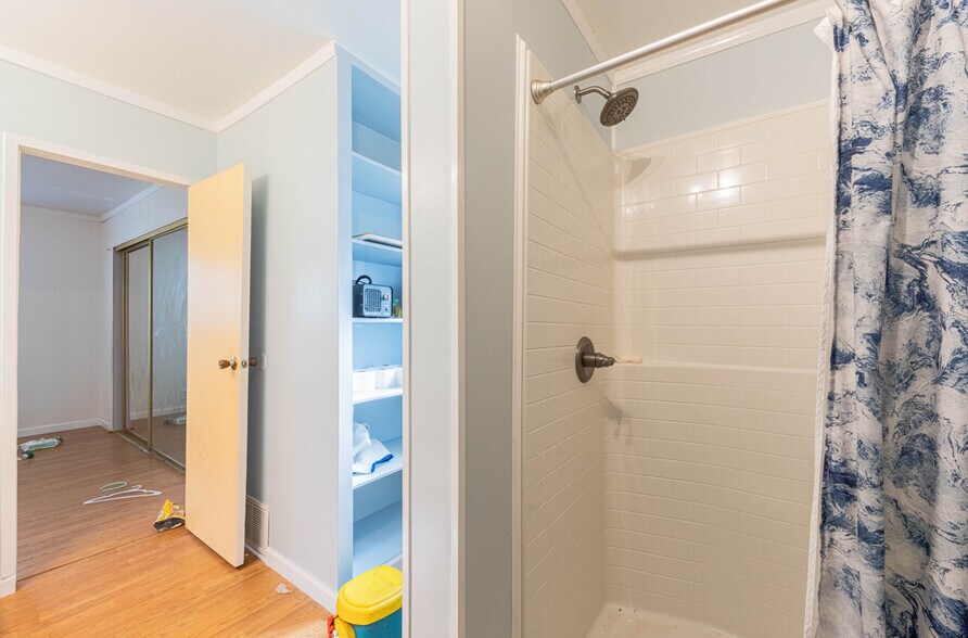 More Photos Of 10050 Reese Cir, Prunedale Warehouse For Sale