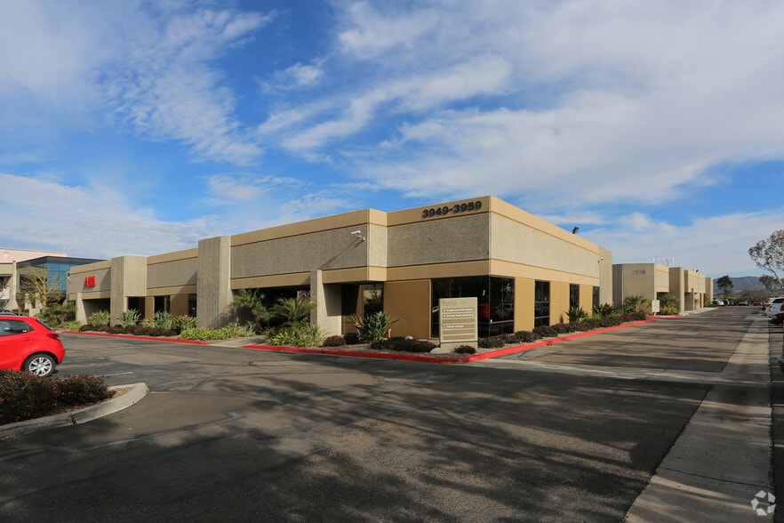 Primary Photo Of 3949 Ruffin Rd, San Diego Light Manufacturing For Lease