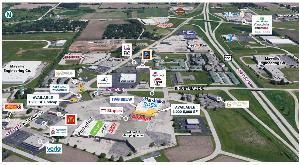 More Photos Of 1645 N Spring St, Beaver Dam Department Store For Sale