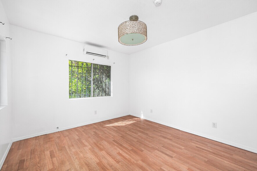 More Photos Of 1727 Bellevue Ave, Los Angeles Apartments For Sale