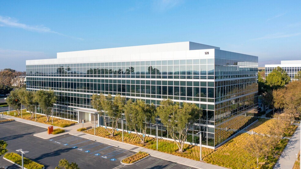 More Photos Of 46 Discovery, Irvine Unknown For Lease