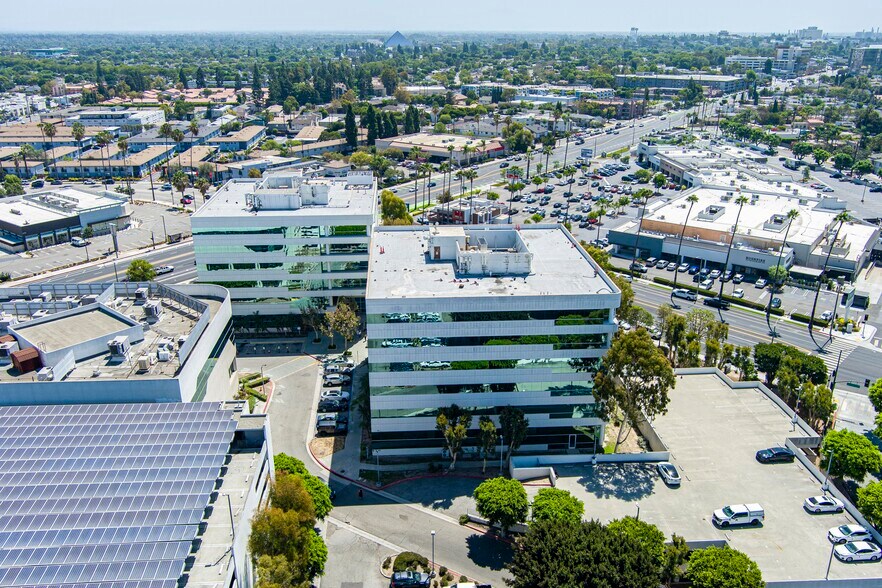 More Photos Of , Long Beach Office For Sale