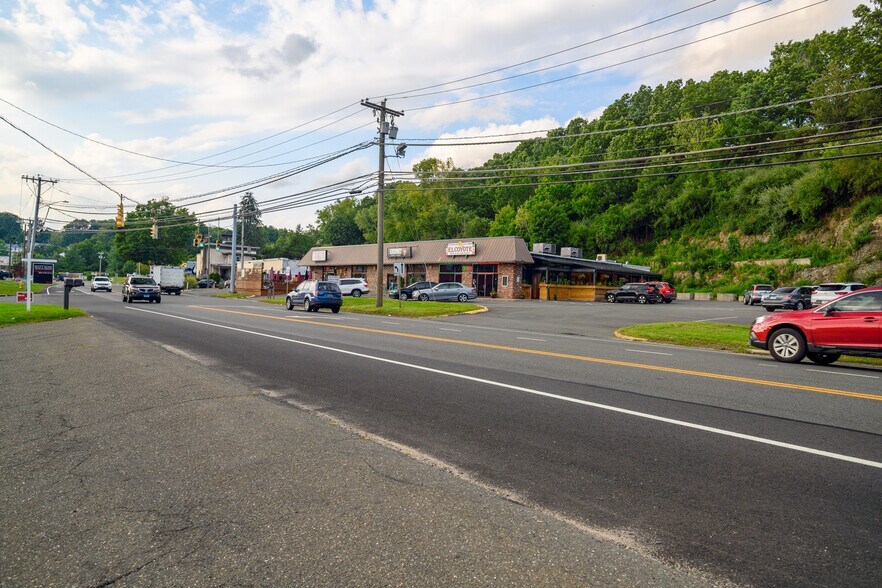 More Photos Of 36 Lake Avenue Ext, Danbury Manufacturing For Sale