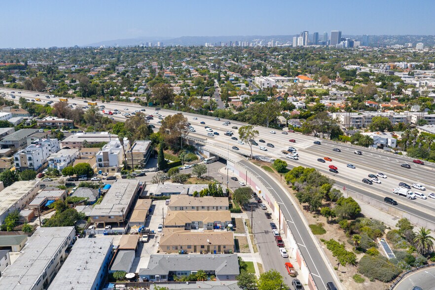 More Photos Of 8612 Beverlywood St, Los Angeles Apartments For Sale