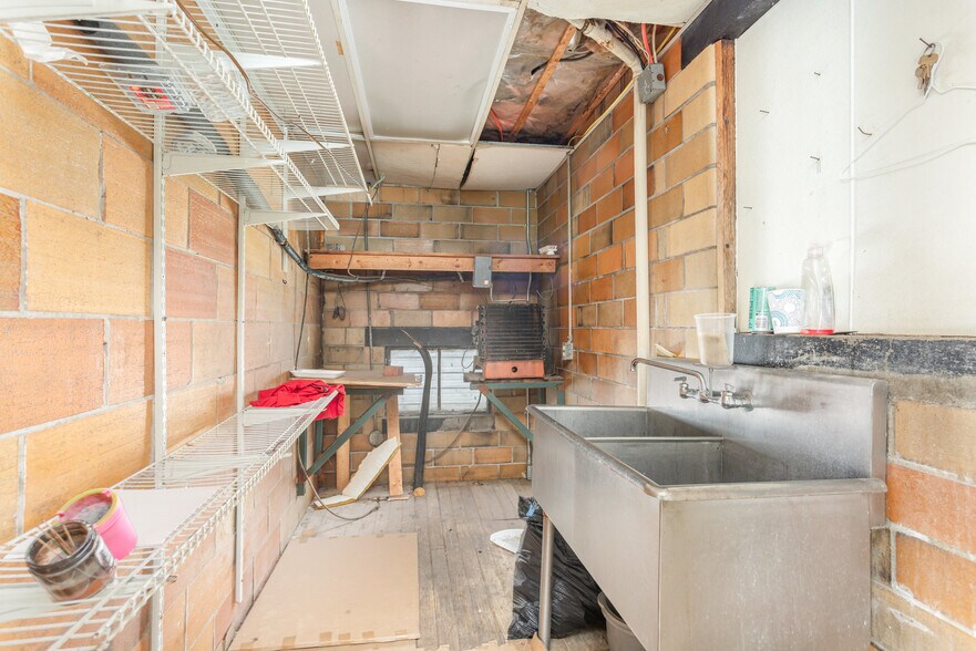 More Photos Of 113 Main St, Christiansburg Restaurant For Sale