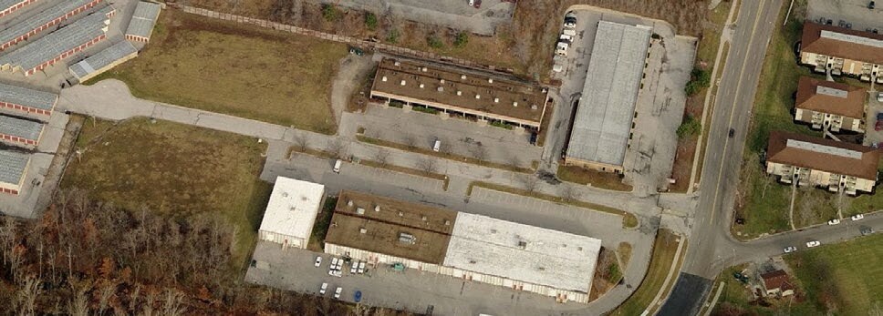 More Photos Of 9668-9680 Marion Rdg, Kansas City Light Manufacturing For Lease