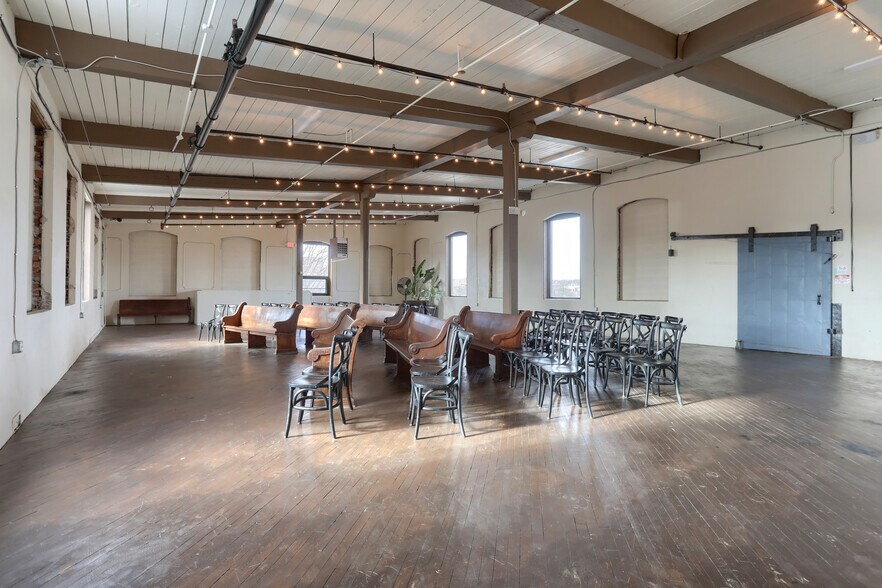 More Photos Of 124 N. 5th Street, Lebanon Warehouse For Sale