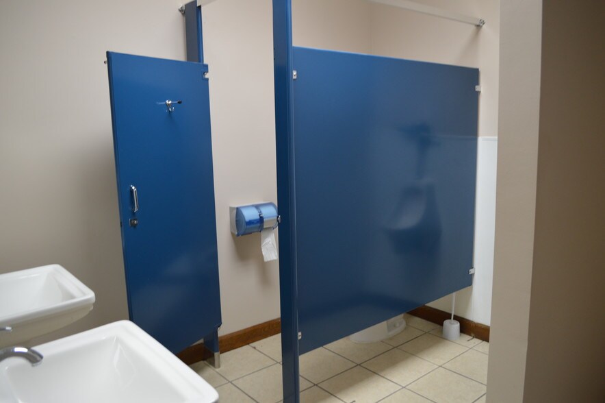 More Photos Of 4130 Senator St, Memphis Warehouse For Sale