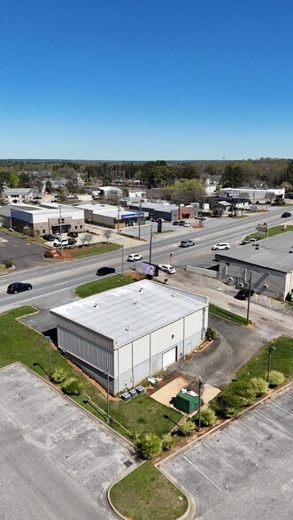 More Photos Of 1848 Opelika Rd, Auburn Freestanding For Sale