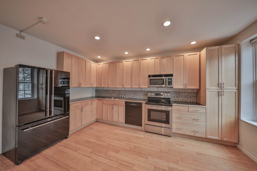 More Photos Of 153-155 Northampton St, Easton Apartments For Sale