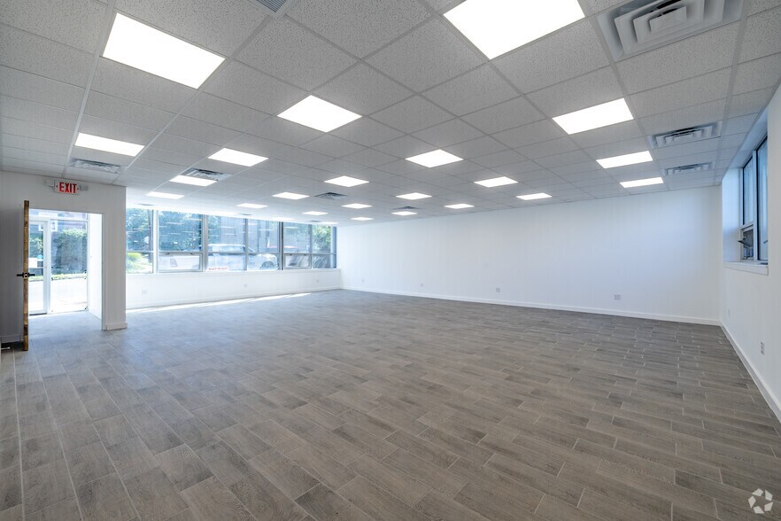 More Photos Of 2075 Millburn Ave, Maplewood Medical For Lease