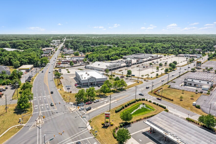 More Photos Of 15 Cornwell Dr, Bridgeton Unknown For Lease