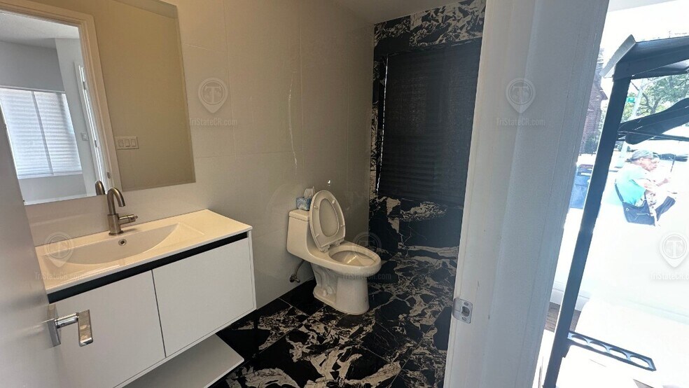 More Photos Of 94-01-94-03 101st Ave, Ozone Park Apartments For Lease