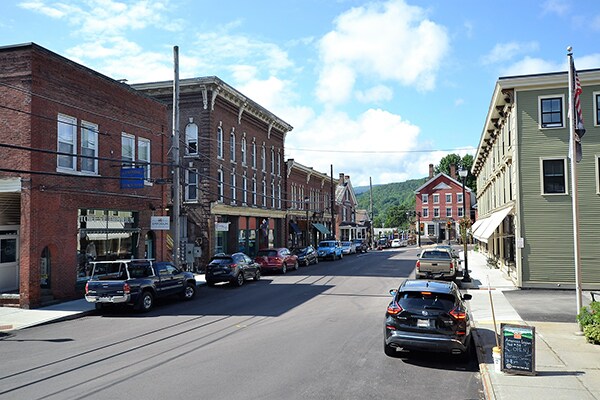 More Photos Of 13 Stowe St, Waterbury General Retail For Sale
