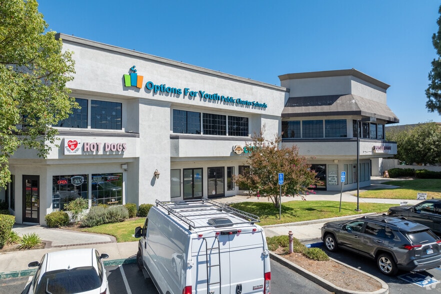 More Photos Of 2585 Cochran St, Simi Valley Freestanding For Sale