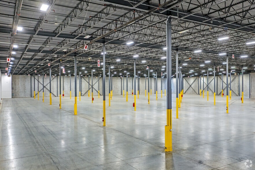 More Photos Of 8350 Lawson Rd, Milton Warehouse For Lease