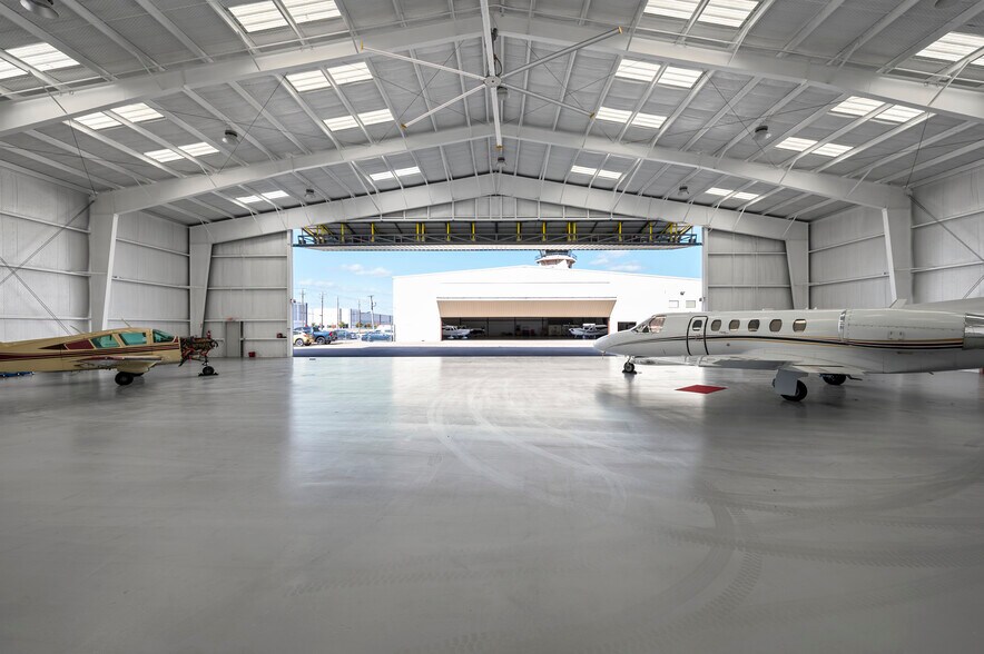 More Photos Of 1434 Airport Blvd, Mesquite Specialty For Sale