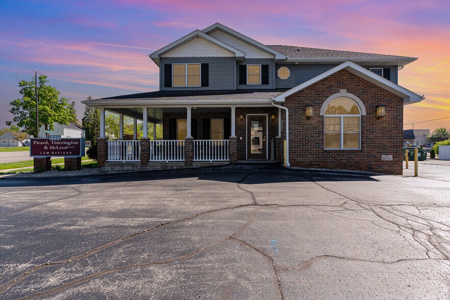 Primary Photo Of 820 N Michigan Ave, Saginaw Office For Sale