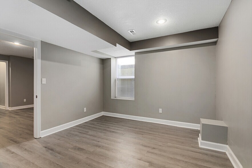 More Photos Of 601 Hillcrest St, Pleasant Hill Apartments For Sale