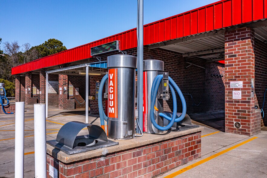 More Photos Of 1843 George Washington Memorial Hwy, Gloucester Point Carwash For Sale