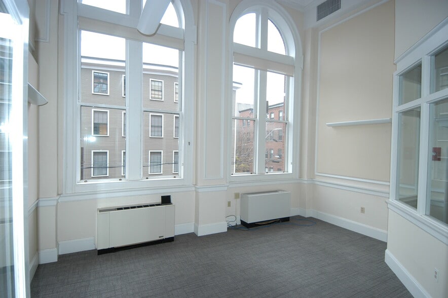 More Photos Of 47 Thorndike St, Cambridge Office For Lease