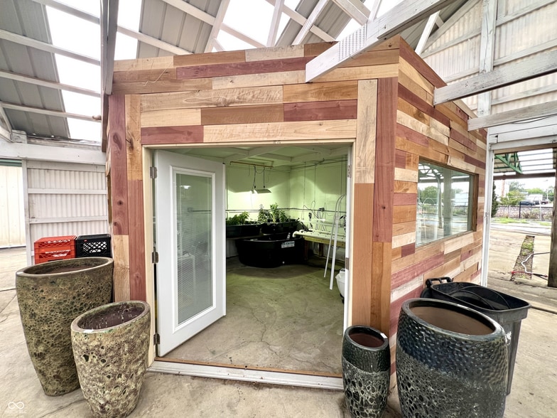 More Photos Of 8005 E 30th St, Indianapolis Garden Center For Sale