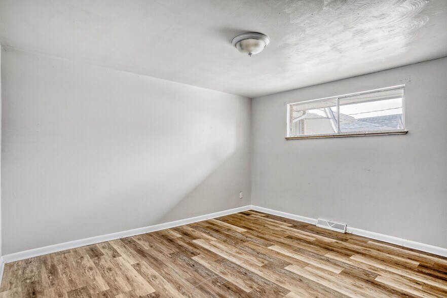 More Photos Of 1231 Akron St, Aurora Multifamily For Sale