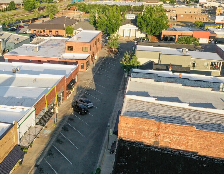 More Photos Of 116 E Meadows St, Vidalia Storefront For Sale