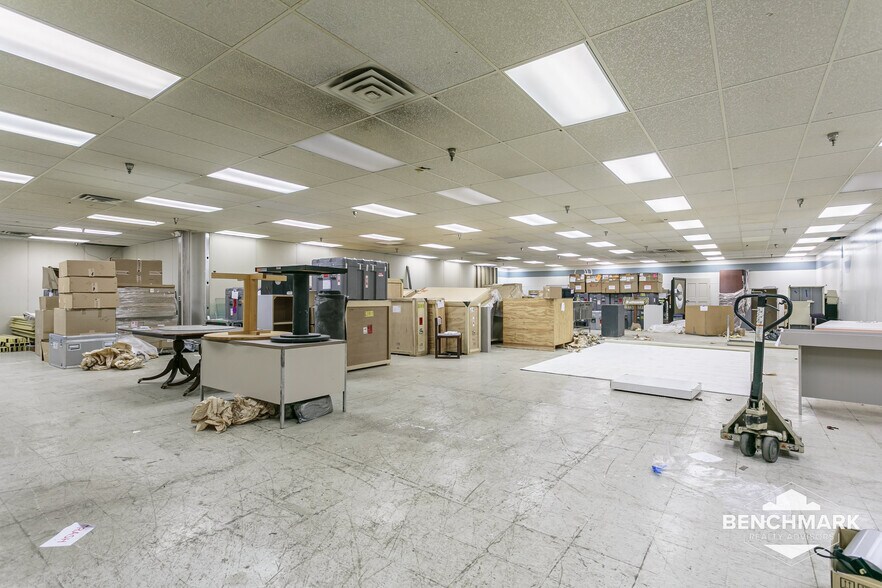 More Photos Of 740 Driving Park Ave, Rochester Light Manufacturing For Lease