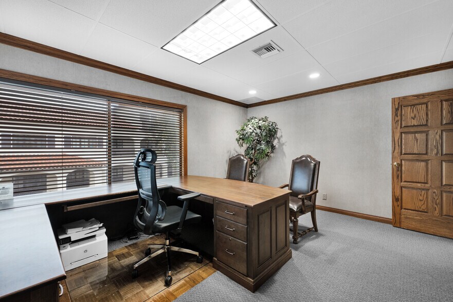 More Photos Of 340 Rosewood Ave, Camarillo Medical For Sale