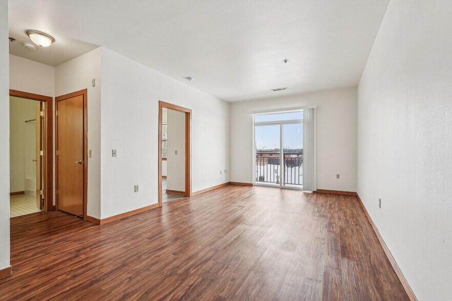 More Photos Of 134 Main St, Racine Apartments For Sale